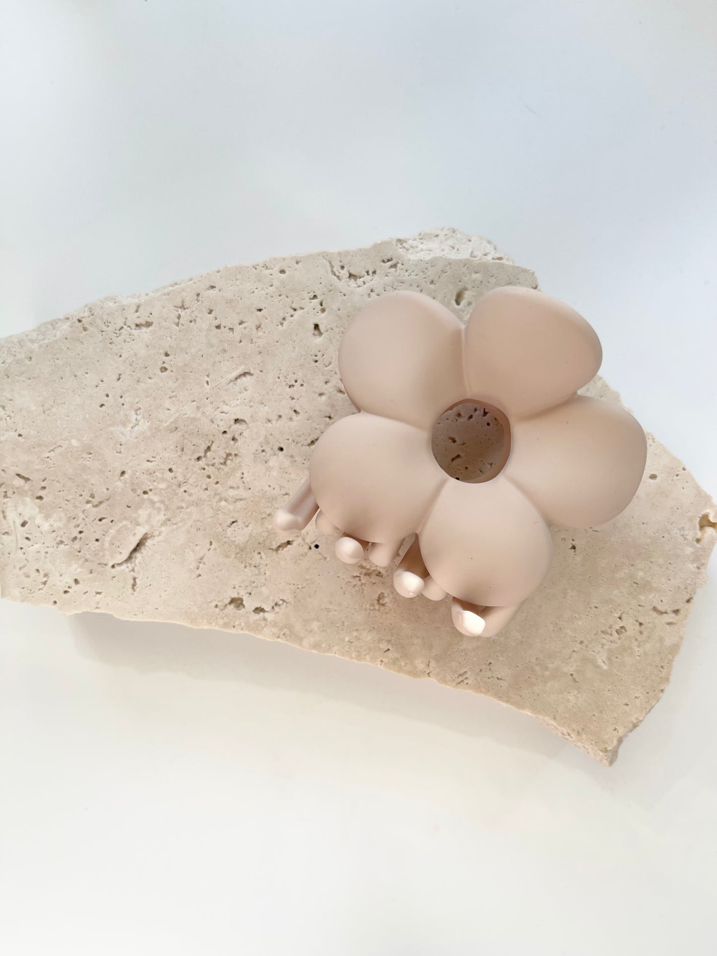 Willow & Body Matte Claw Hair Flower Clip Australia