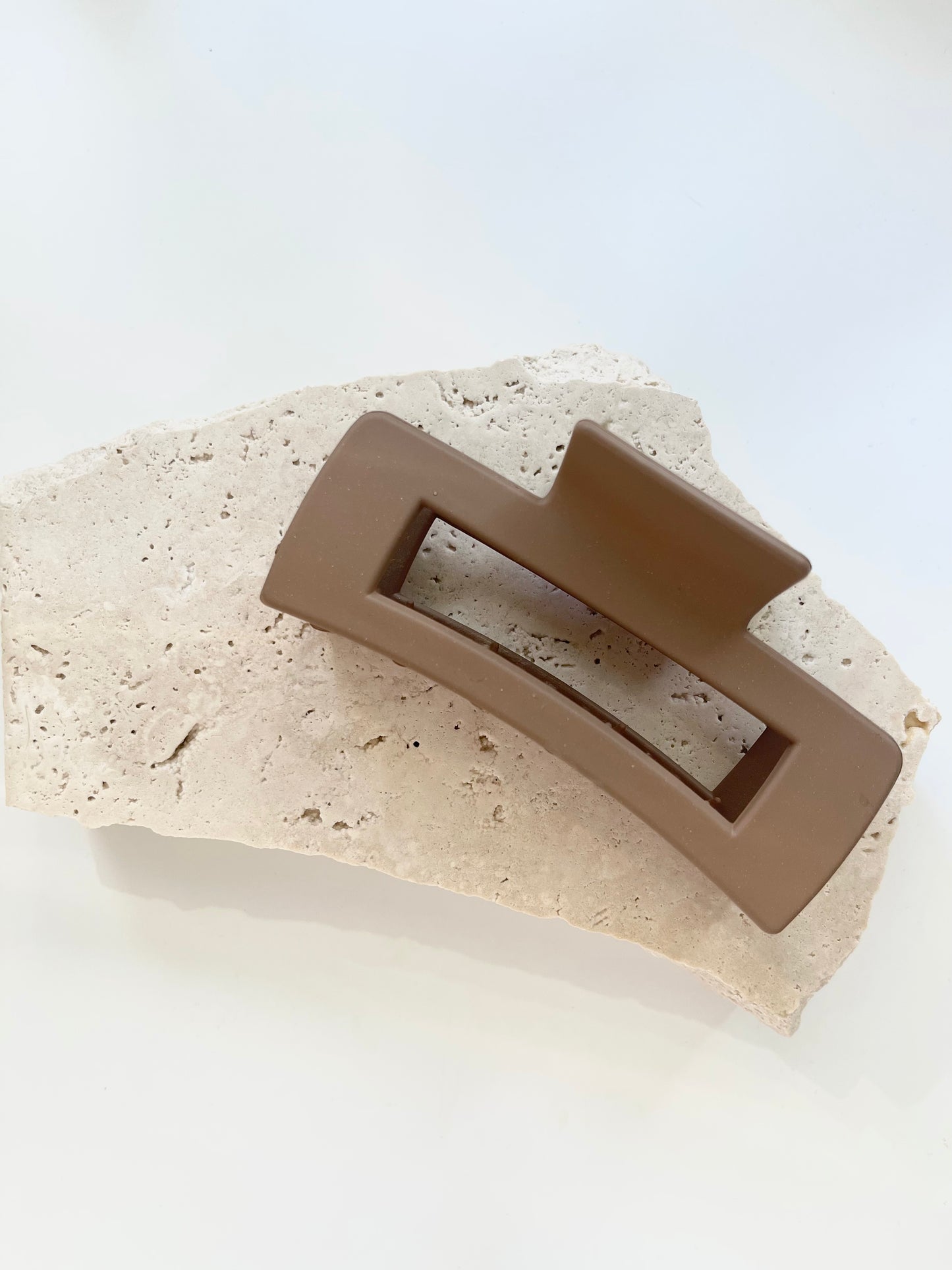 Willow & Body Matte Claw Hair Clips